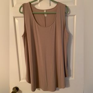 Zenana Premium scoop bottom tank top in a tan/sand color